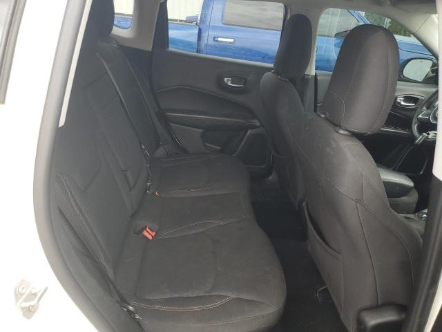 Photo 11 from auction – 2018 JEEP COMPASS SP with VIN 3C4NJDAB4JT440852