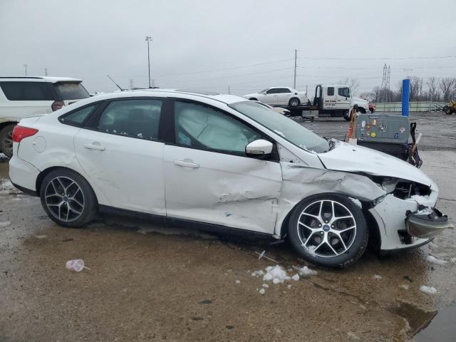 Снимка 4 от търг – 2017 FORD FOCUS SEL с VIN 1FADP3H27HL209885