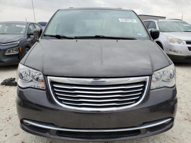 Photo 5 from auction – 2016 CHRYSLER TOWN & COU with VIN 2C4RC1BG9GR280712