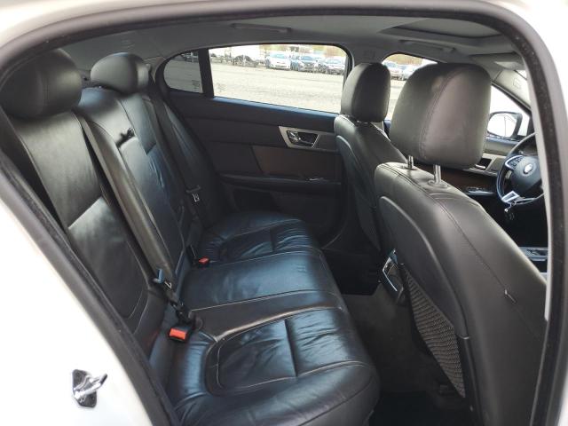 Photo 10 from auction – 2015 JAGUAR XF 2.0T PR with VIN SAJWA0FS2FPU55000
