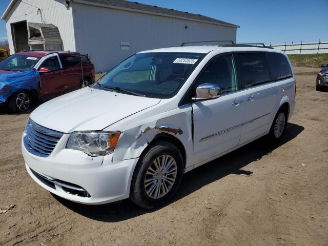 Photo 1 from auction – 2015 CHRYSLER TOWN & COU with VIN 2C4RC1CG9FR674143