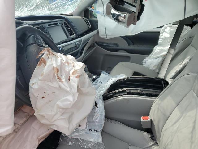 Фото 7 с аукциона – 2018 TOYOTA HIGHLANDER с VIN 5TDKZRFH9JS280273