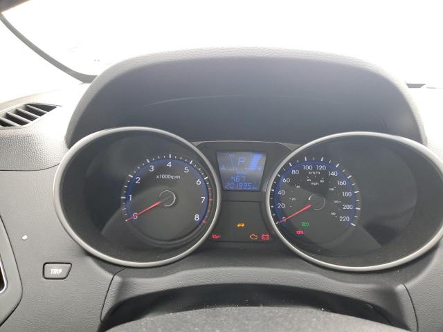 Photo 9 from auction – 2012 HYUNDAI TUCSON GLS with VIN KM8JUCAC9CU516675