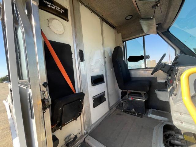 Photo 6 from auction – 2018 ISUZU NPR with VIN JALB4T179J7W01070