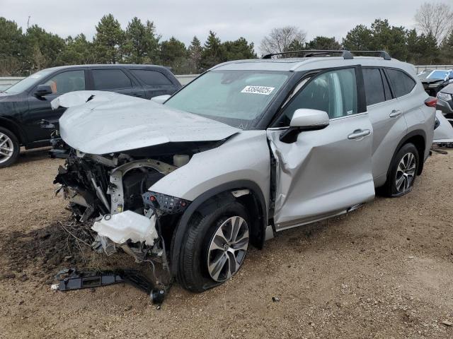 TOYOTA HIGHLANDER 2022 with VIN 5TDGZRBH7NS200180 - Photo from auction