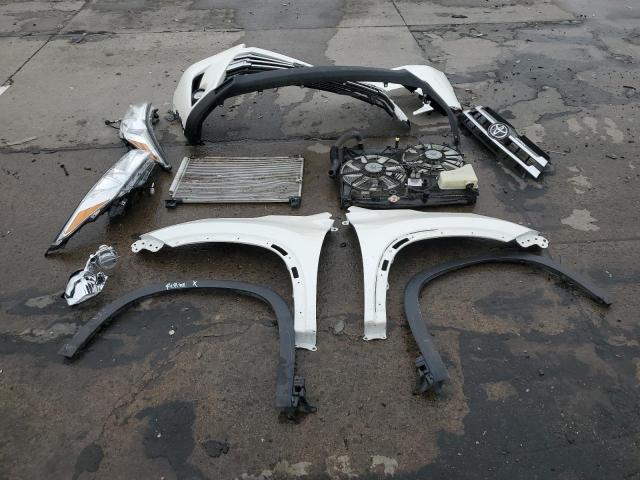 Photo 13 from auction – 2019 TOYOTA HIGHLANDER with VIN 5TDJZRFH7KS615625