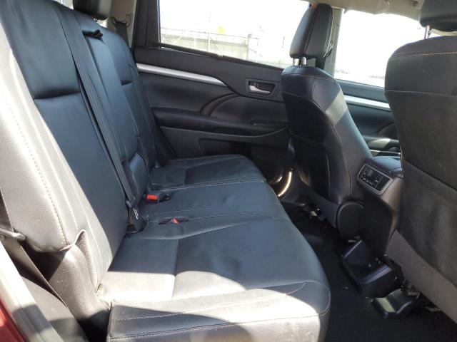 Foto 11 de la subasta – 2018 TOYOTA HIGHLANDER con VIN 5TDJZRFH4JS833438