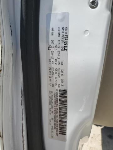 Photo 14 from auction – 2015 CHRYSLER TOWN & COU with VIN 2C4RC1JG9FR730097