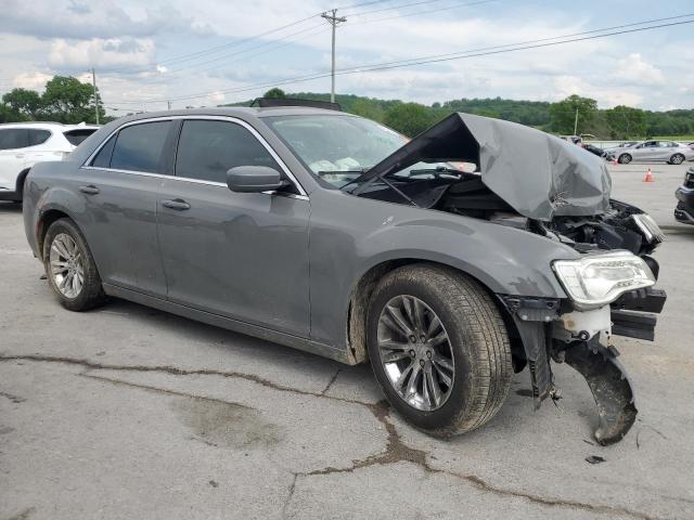 Photo 4 from auction – 2017 CHRYSLER 300 LIMITE with VIN 2C3CCAAG6HH647519