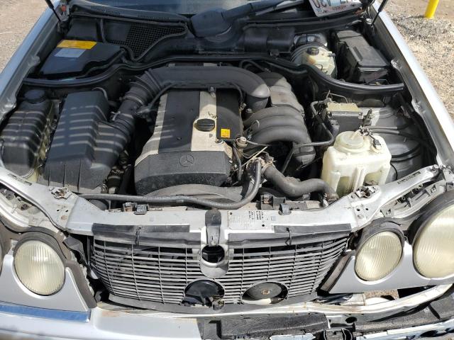 Photo 11 from auction – 1997 MERCEDES-BENZ E 320 with VIN WDBJF55F9VA330720