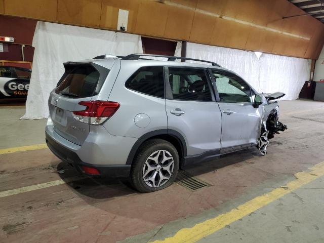 Photo 3 from auction – 2019 SUBARU FORESTER P with VIN JF2SKAEC7KH514798