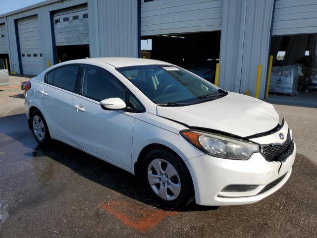 Photo 4 from auction – 2016 KIA FORTE LX with VIN KNAFX4A69G5551019