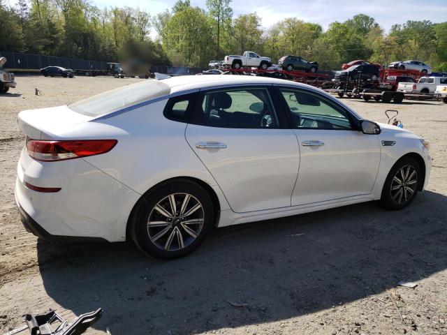Photo 3 from auction – 2019 KIA OPTIMA LX with VIN 5XXGT4L30KG366223
