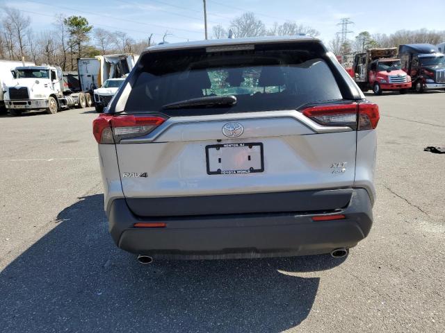 Photo 6 from auction – 2021 TOYOTA RAV4 XLE with VIN 2T3P1RFV3MC227401
