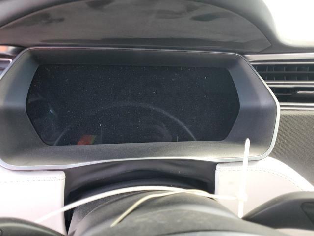 Photo 9 from auction – 2017 TESLA MODEL X with VIN 5YJXCBE2XHF060912