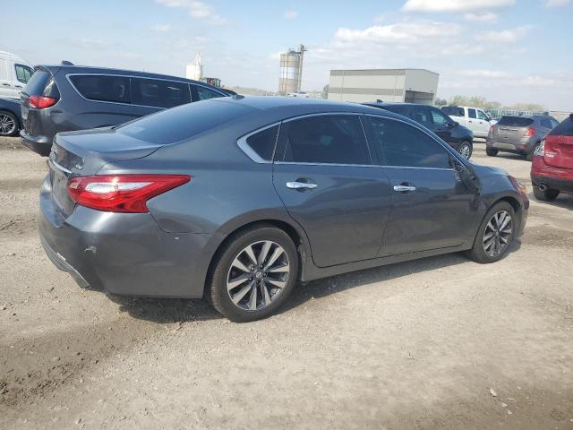 Photo 3 from auction – 2017 NISSAN ALTIMA 2.5 with VIN 1N4AL3AP4HC471478