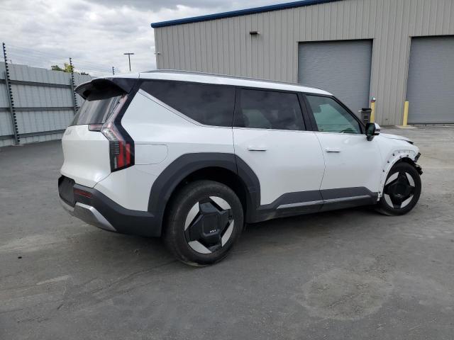 Photo 3 from auction – 2024 KIA EV9 WIND with VIN KNDAFFS53R6041005