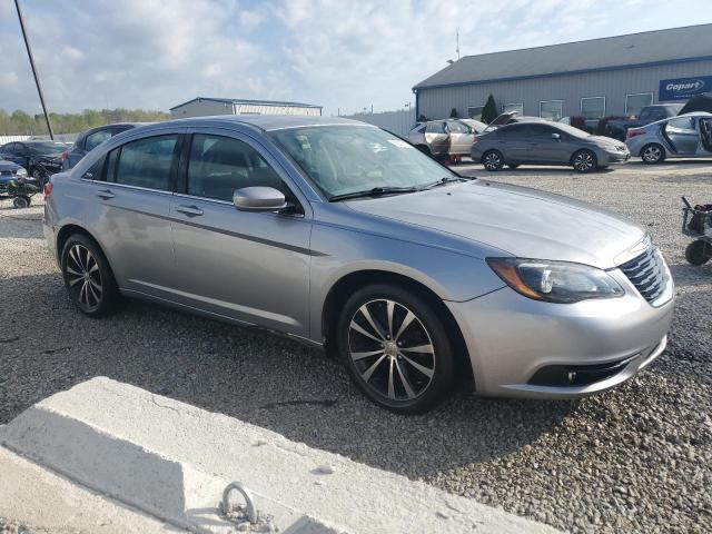 Photo 4 from auction – 2013 CHRYSLER 200 TOURIN with VIN 1C3CCBBG7DN723383