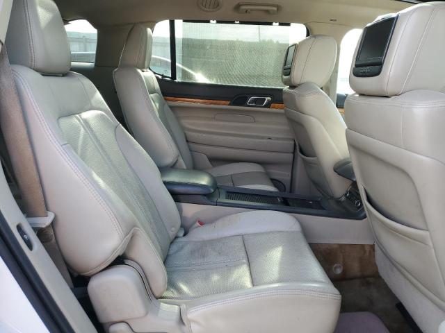 Photo 11 from auction – 2012 LINCOLN MKT with VIN 2LMHJ5AT7CBL50296