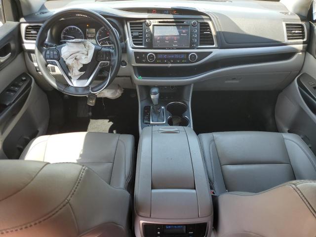 Photo 8 from auction – 2019 TOYOTA HIGHLANDER with VIN 5TDJZRFH9KS571773