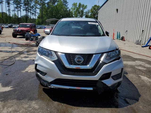 Photo 5 from auction – 2019 NISSAN ROGUE S with VIN 5N1AT2MT9KC800563