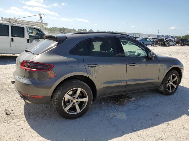 Photo 3 from auction – 2018 PORSCHE MACAN with VIN WP1AA2A57JLB19167