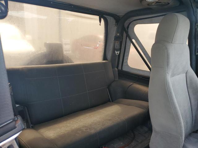Photo 11 from auction – 2005 JEEP WRANGLER X with VIN 1J4FA39S65P347550