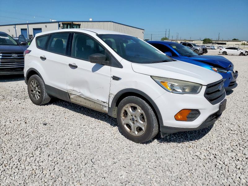 Снимка 4 от търг – 2017 FORD ESCAPE S с VIN 1FMCU0F71HUB42833