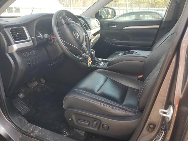 Photo 7 from auction – 2019 TOYOTA HIGHLANDER with VIN 5TDJZRFH0KS959376
