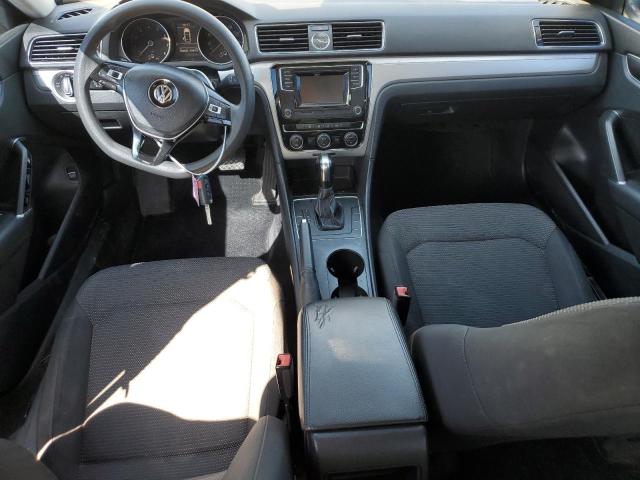 Photo 8 from auction – 2016 VOLKSWAGEN PASSAT S with VIN 1VWAS7A38GC050621
