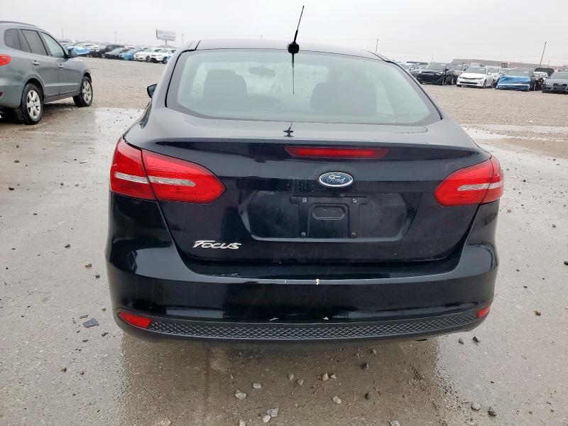 Снимка 6 от търг – 2017 FORD FOCUS S с VIN 1FADP3E2XHL303215