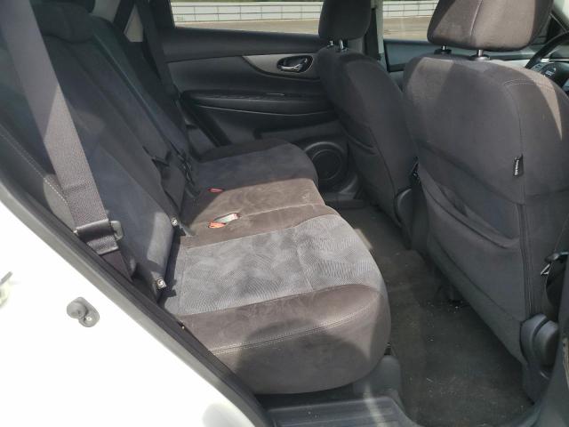 Photo 11 from auction – 2016 NISSAN ROGUE S with VIN KNMAT2MV6GP601931