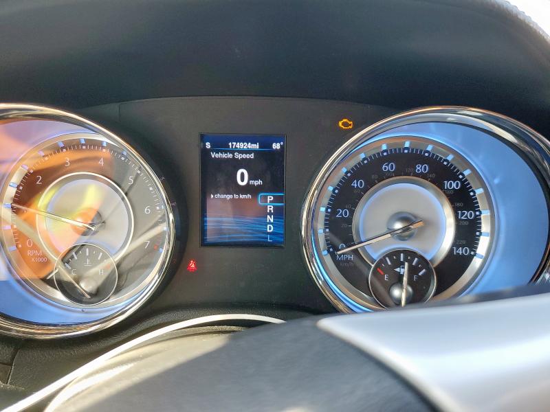 Photo 9 from auction – 2014 CHRYSLER 300 with VIN 2C3CCAAG4EH184730