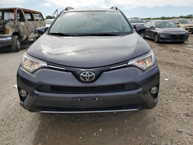 Photo 5 from auction – 2017 TOYOTA RAV4 XLE with VIN JTMRFREV0HJ716076