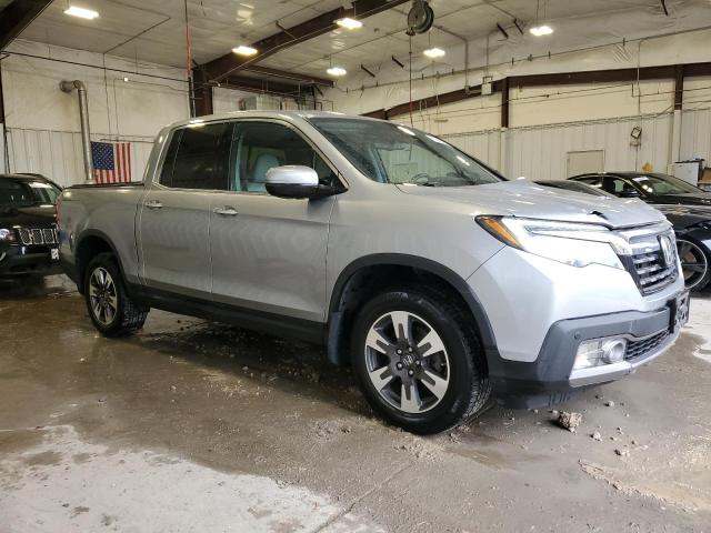Photo 4 from auction – 2017 HONDA RIDGELINE with VIN 5FPYK3F77HB002514