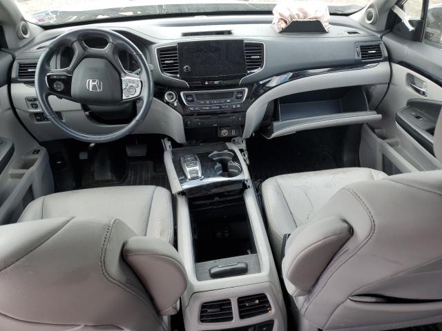 Photo 8 from auction – 2020 HONDA PILOT TOUR with VIN 5FNYF5H92LB024081