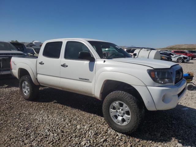 Photo 4 from auction – 2011 TOYOTA TACOMA DOU with VIN 3TMLU4EN8BM060105