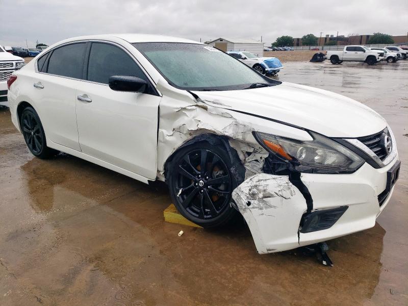 Photo 4 from auction – 2017 NISSAN ALTIMA 2.5 with VIN 1N4AL3AP2HC214772