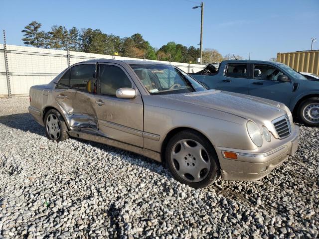 Photo 4 from auction – 2001 MERCEDES-BENZ E 320 with VIN WDBJF65J61B219220