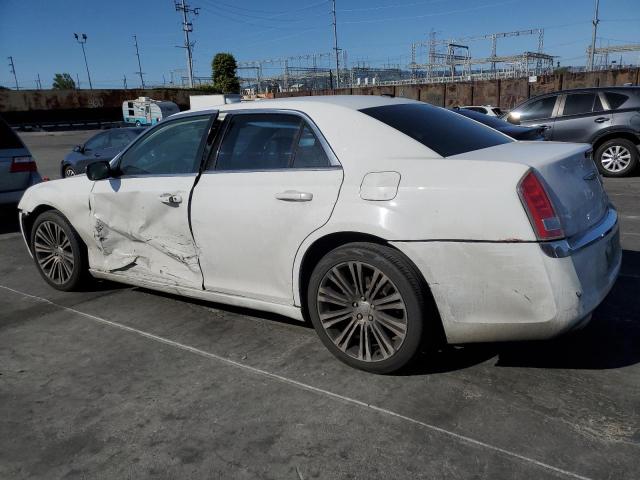 Снимка 2 от търг – 2013 CHRYSLER 300 S с VIN 2C3CCABG4DH613300