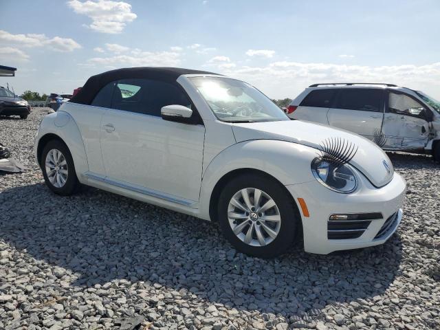 Photo 4 from auction – 2018 VOLKSWAGEN BEETLE S with VIN 3VW5DAAT7JM507532