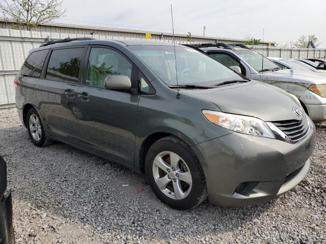 Photo 4 from auction – 2013 TOYOTA SIENNA LE with VIN 5TDKK3DC2DS342481