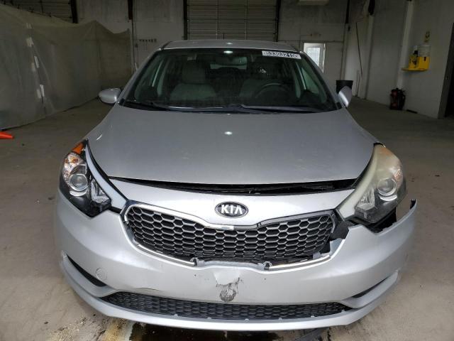 Photo 5 from auction – 2016 KIA FORTE LX with VIN KNAFK4A61G5552129