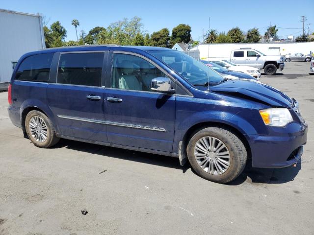 Photo 4 from auction – 2014 CHRYSLER TOWN & COU with VIN 2C4RC1CG4ER225354
