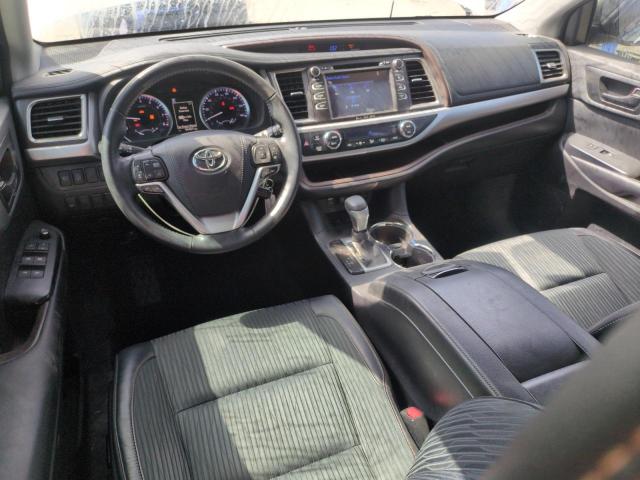Photo 8 from auction – 2019 TOYOTA HIGHLANDER with VIN 5TDBZRFH4KS730588