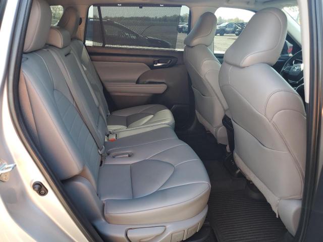 Photo 11 from auction – 2021 TOYOTA HIGHLANDER with VIN 5TDGBRCH8MS533456