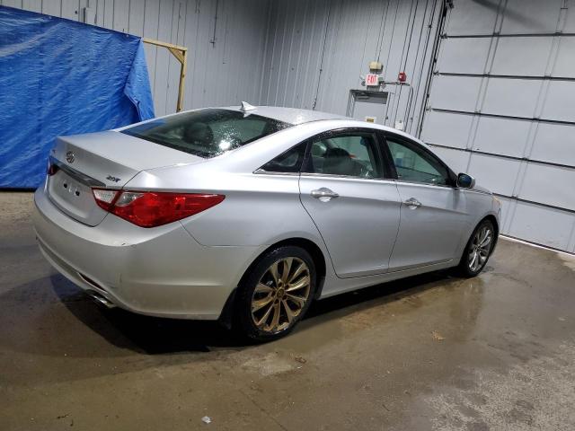 Photo 3 from auction – 2012 HYUNDAI SONATA SE with VIN 5NPEC4AB2CH386996