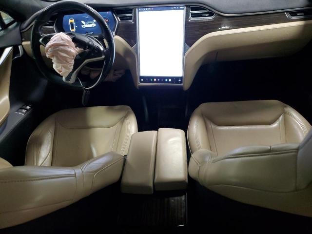 Photo 8 from auction – 2015 TESLA MODEL S 85 with VIN 5YJSA1H24FF092628