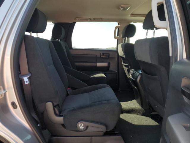 Photo 11 from auction – 2016 TOYOTA SEQUOIA SR with VIN 5TDBW5G19GS145693