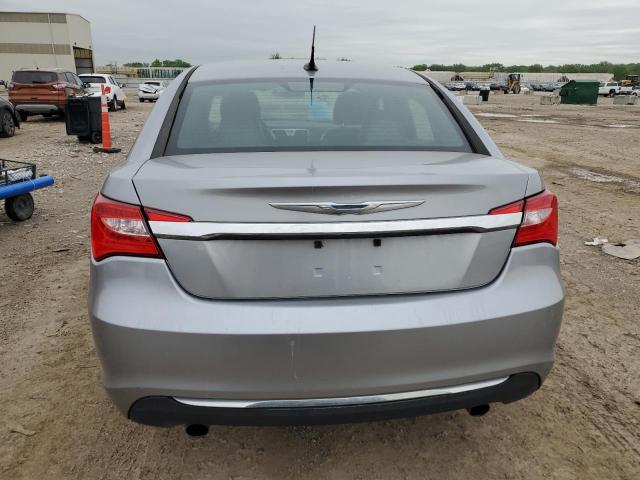 Photo 6 from auction – 2014 CHRYSLER 200 LIMITE with VIN 1C3CCBCGXEN180191